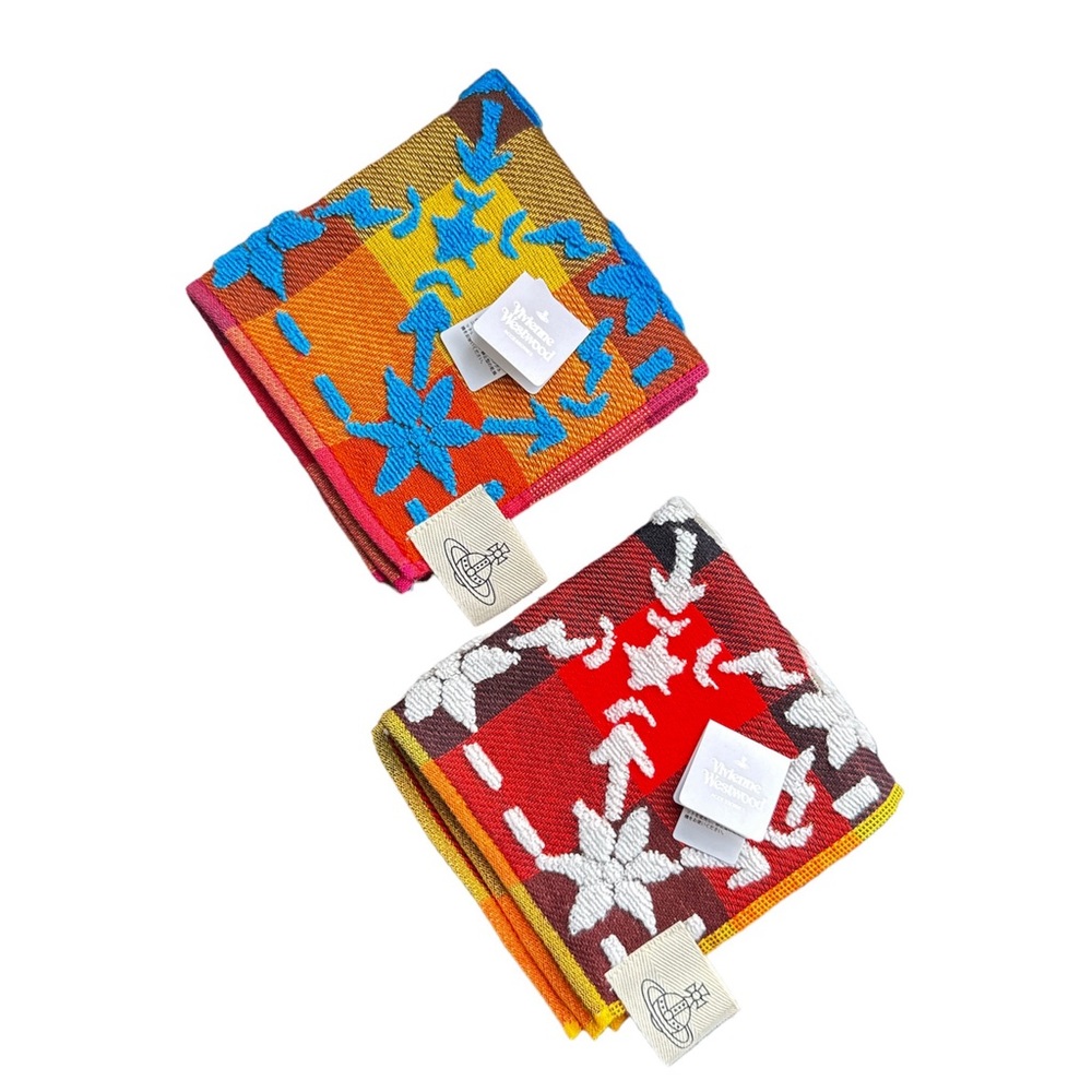 NWT Vivienne Westwood Towelling Flower Plaid Handkerchief Set